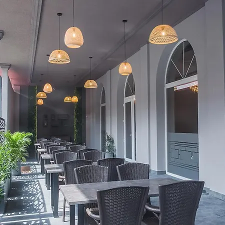 Corvin House Hotel